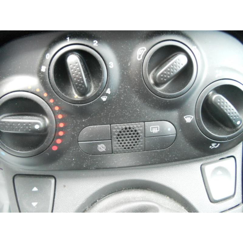 Bouton de warning FIAT 500 2 Photo n°10
