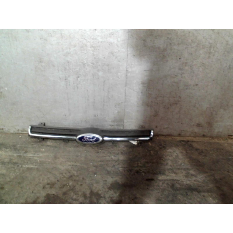 Calandre FORD ECOSPORT Photo n°1