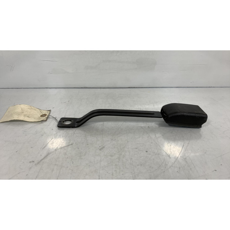 Attache ceinture avant droit OPEL AGILA B Photo n°3