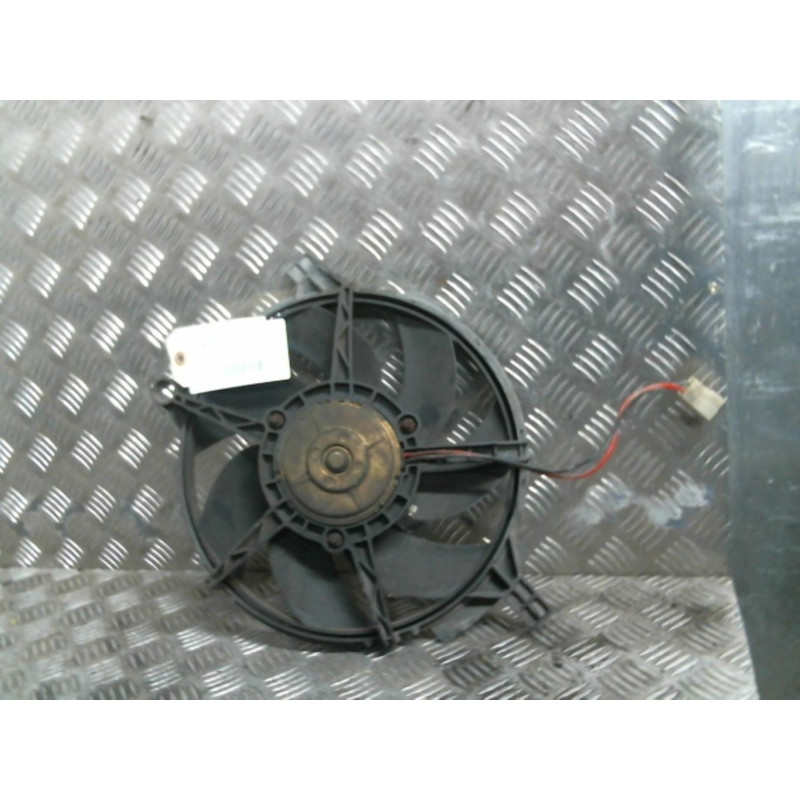 Moto ventilateur radiateur MERCEDES VITO 638 Photo n°2