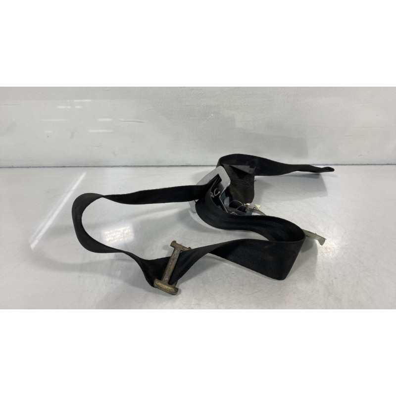 Ceinture arriere centrale MERCEDES VITO 638 Photo n°1