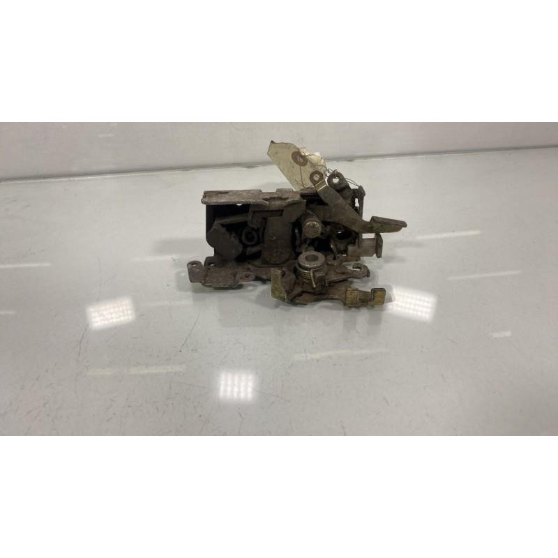 Serrure avant droit MERCEDES VITO 638 Photo n°1