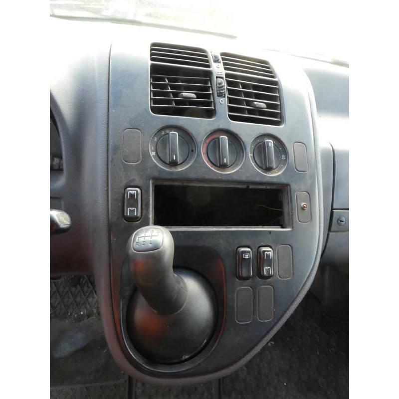 Serrure avant gauche MERCEDES VITO 638 Photo n°7