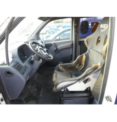 Serrure avant gauche MERCEDES VITO 638
