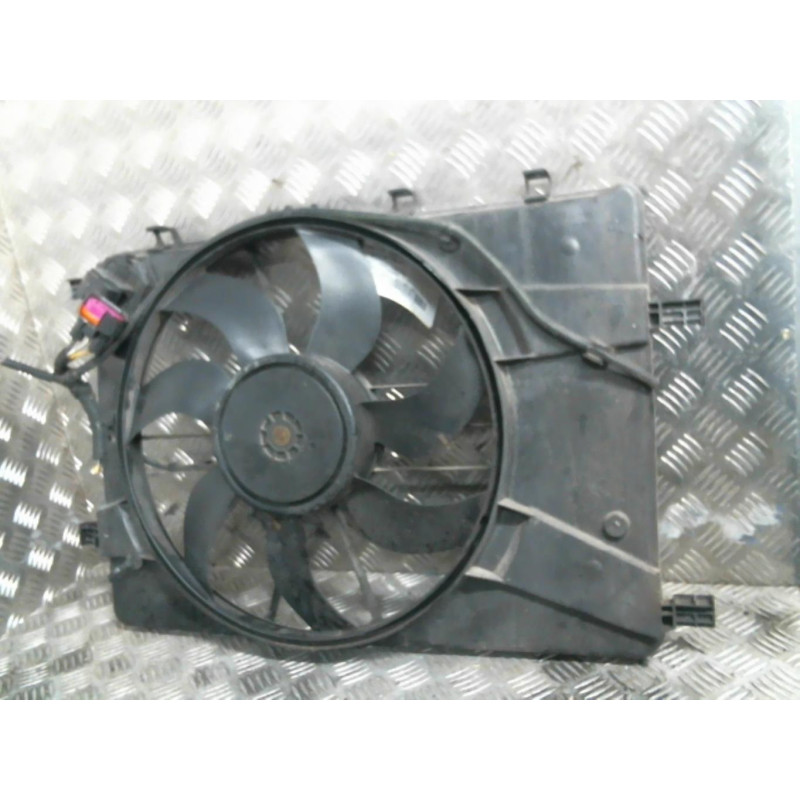 Moto ventilateur radiateur OPEL ASTRA J Photo n°3