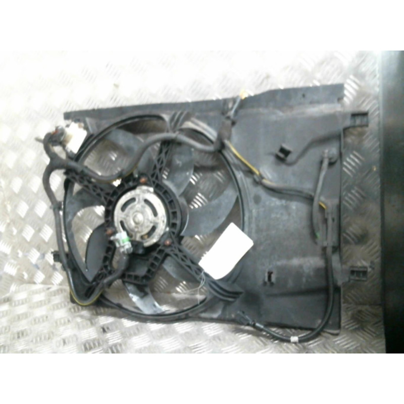 Moto ventilateur radiateur OPEL CORSA D Photo n°3