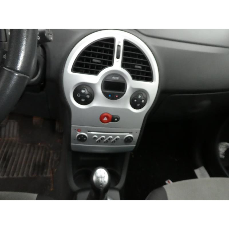 Trappe d'essence RENAULT GRAND MODUS Photo n°4
