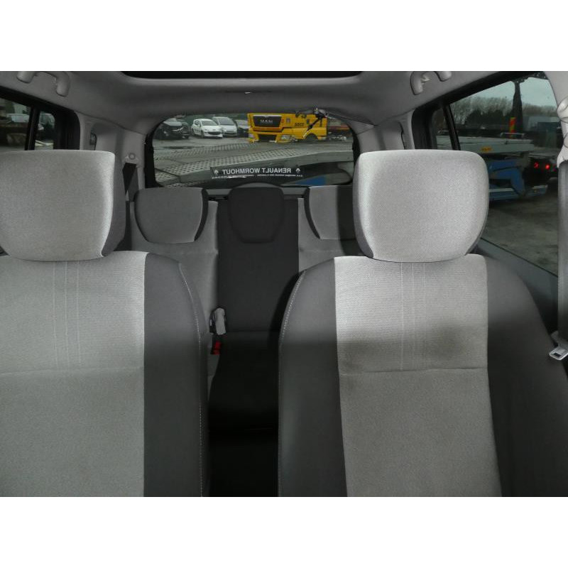 Trappe d'essence RENAULT GRAND MODUS Photo n°8