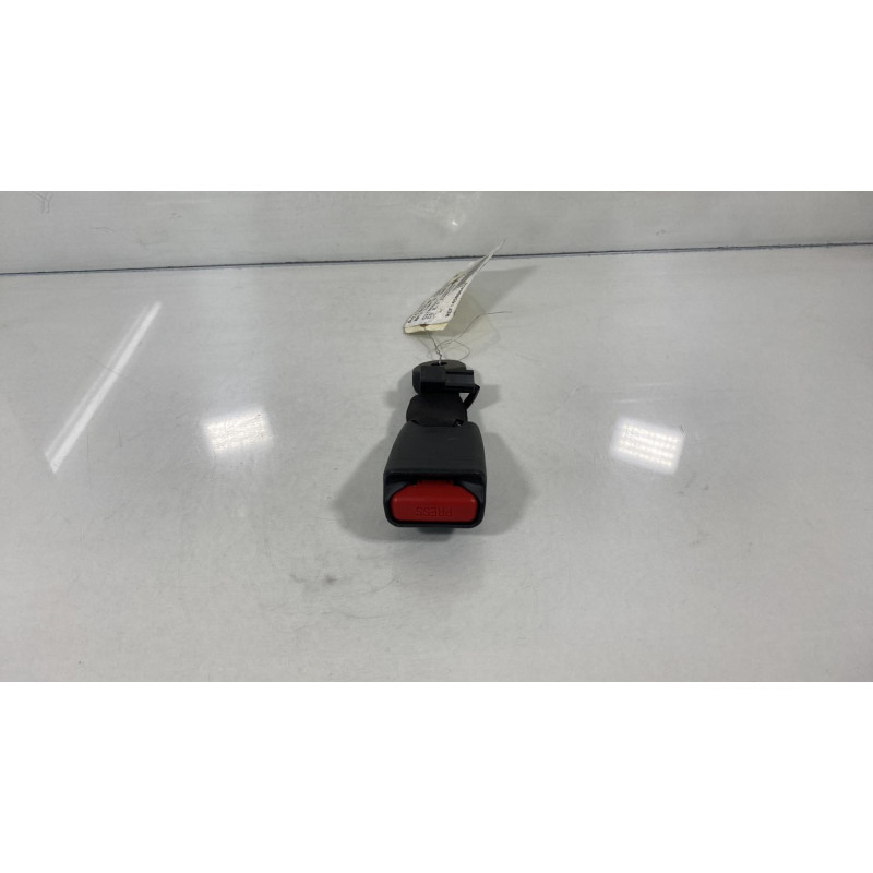 Attache ceinture arriere gauche CITROEN C1 2 Photo n°1