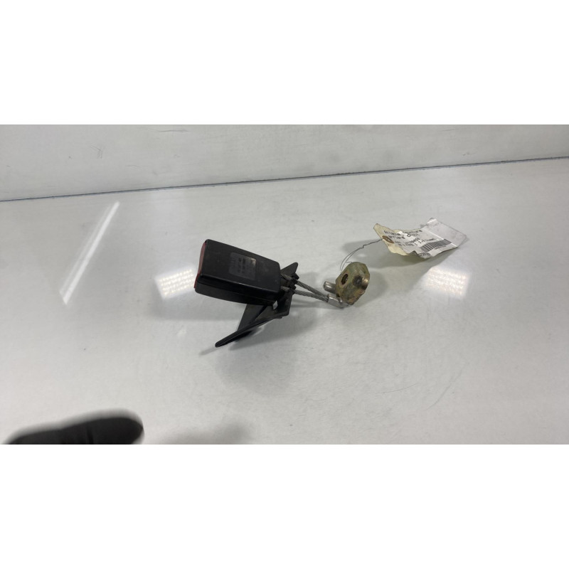 Attache ceinture arriere droit AUDI A6 2 Photo n°2