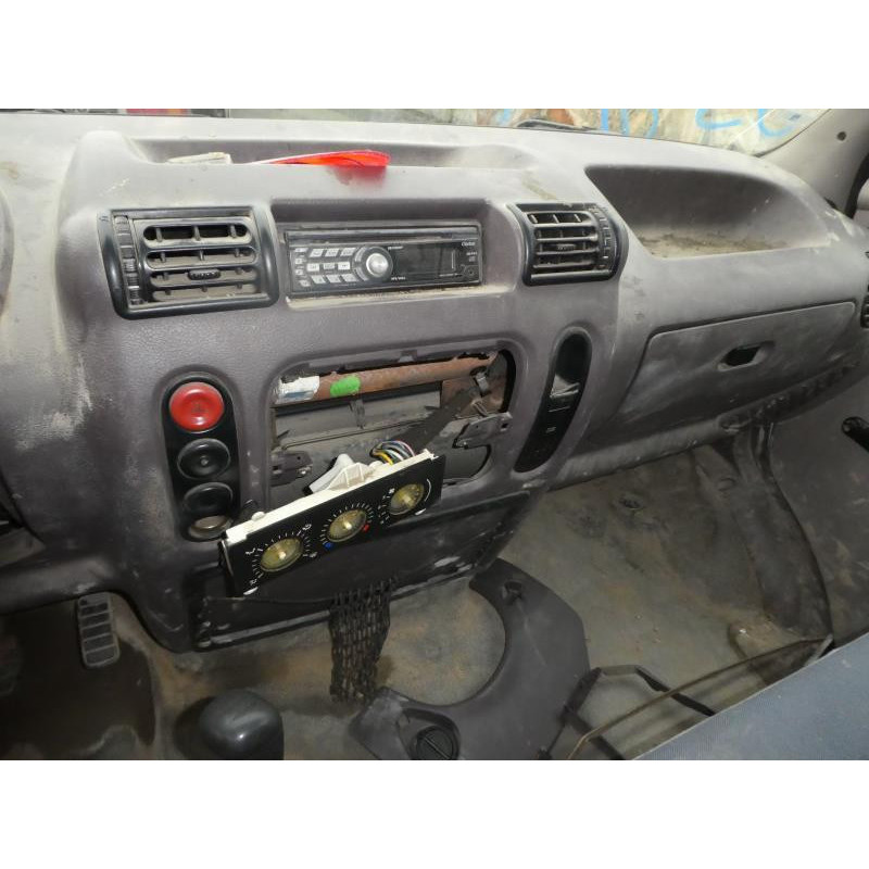 Porte avant droit OPEL MOVANO A Photo n°6