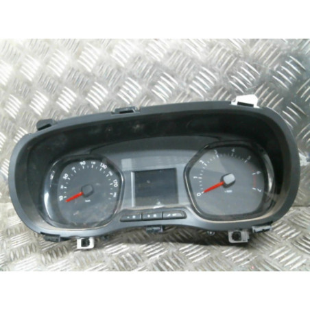 Compteur PEUGEOT TRAVELLER Photo n°1