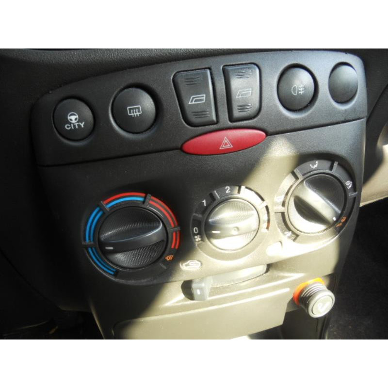 Serrure arriere droit FIAT PUNTO 2 Photo n°9