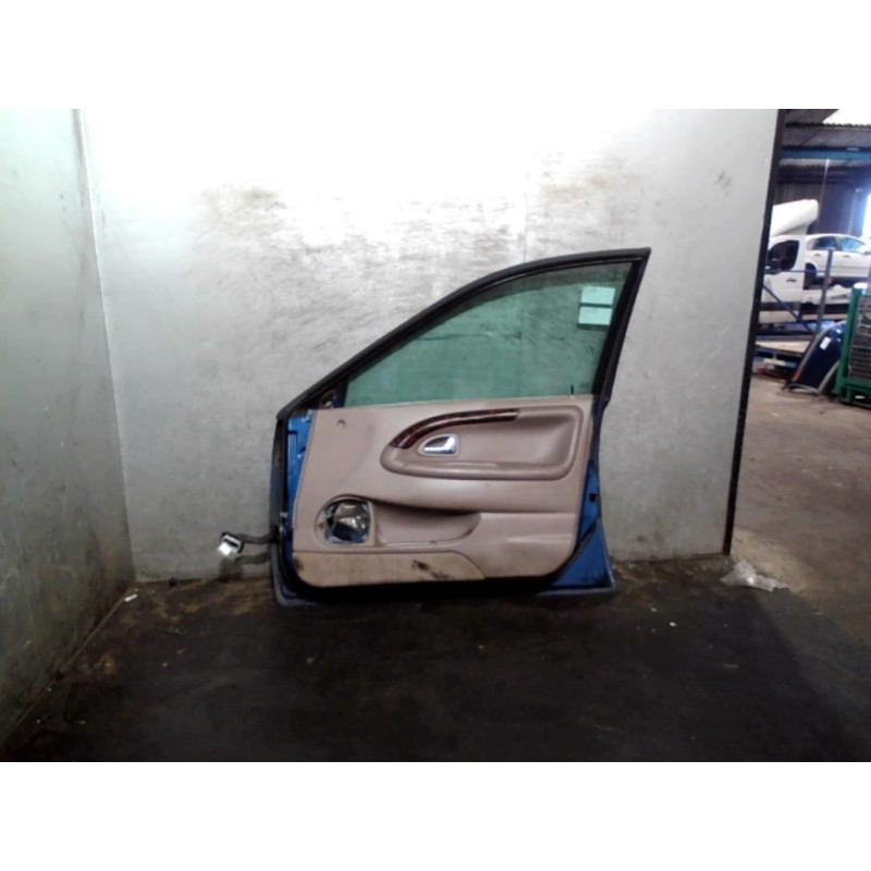 Porte avant droit VOLVO V 40 1 Photo n°1