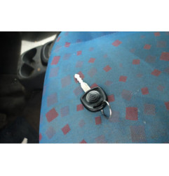 Pretensionneur de ceinture avant droit OPEL AGILA A