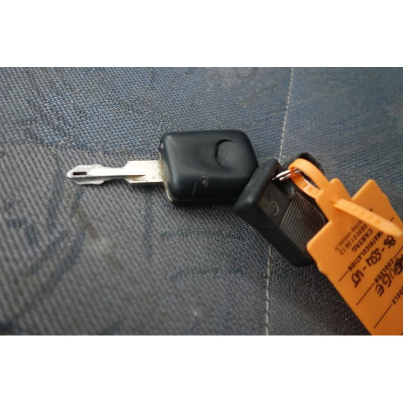 Ceinture arriere droit RENAULT CLIO 1 Photo n°12