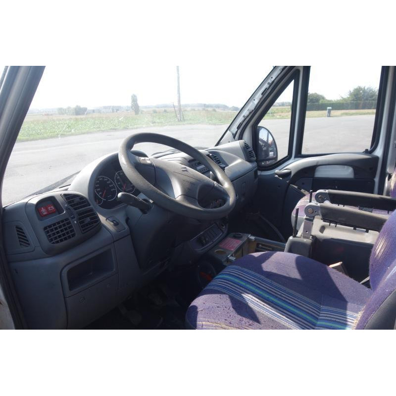 Crosse arriere gauche CITROEN JUMPER 2 Photo n°6