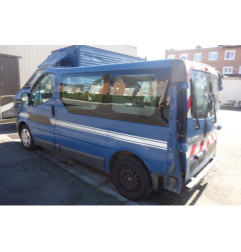 Calandre RENAULT TRAFIC 2