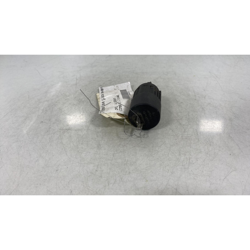 Pompe lave glace avant OPEL COMBO B Photo n°2