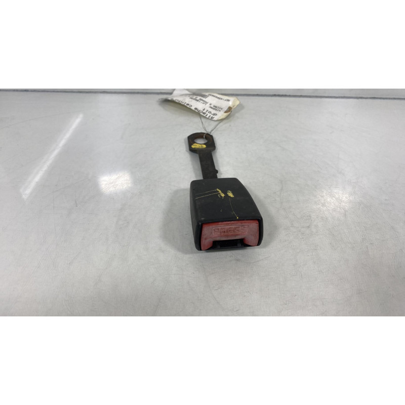 Attache ceinture avant droit NISSAN MICRA 3 Photo n°2