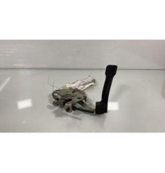 Fermeture de capot PEUGEOT 5008 1