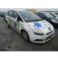 Fermeture de capot PEUGEOT 5008 1