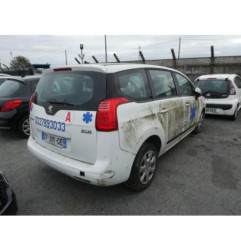 Fermeture de capot PEUGEOT 5008 1