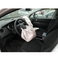 Fermeture de capot PEUGEOT 5008 1