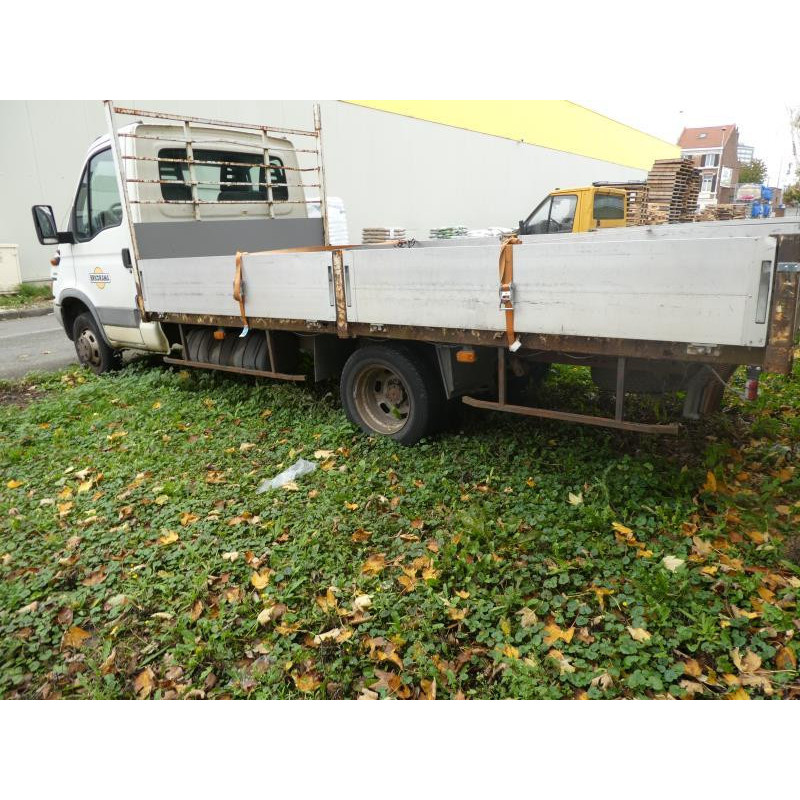 Pompe lave glace avant IVECO DAILY 3 Photo n°5