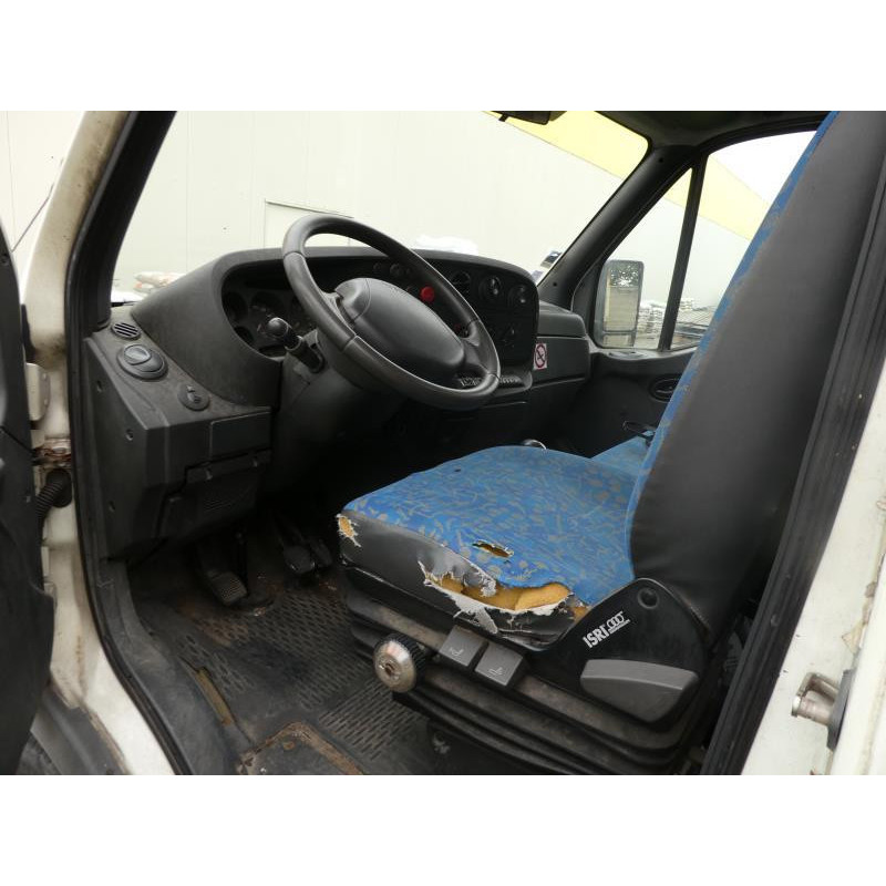 Pompe lave glace avant IVECO DAILY 3 Photo n°6