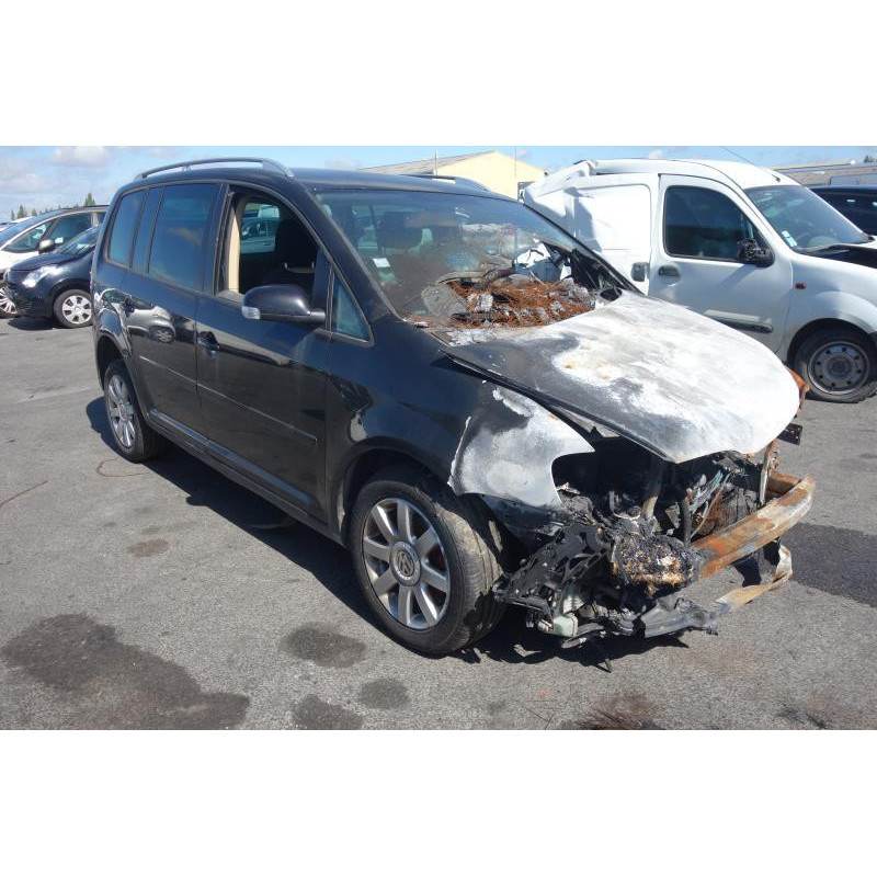 Attache ceinture avant droit VOLKSWAGEN TOURAN 1 Photo n°8