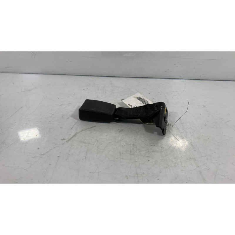 Attache ceinture arriere droit FIAT STILO Photo n°2
