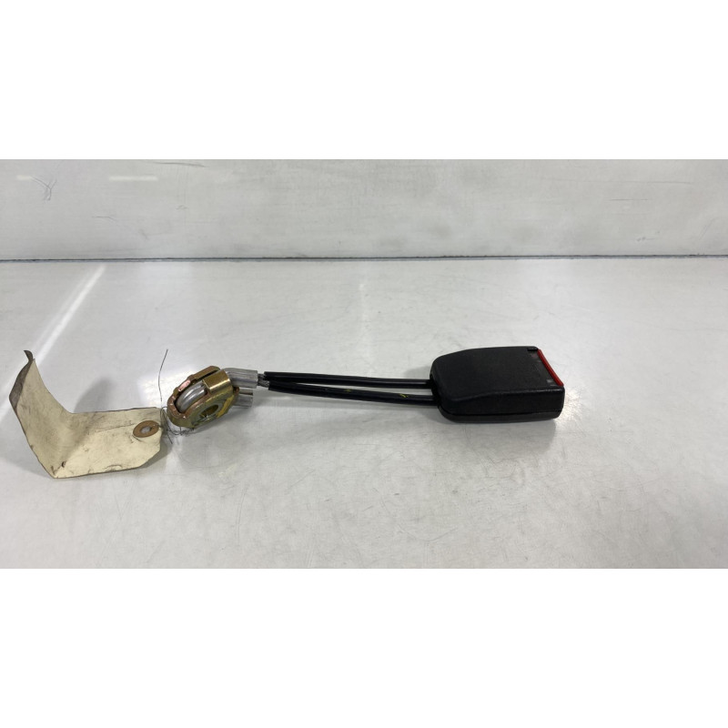 Attache ceinture arriere droit VOLKSWAGEN NEW BEETLE 1 Photo n°3