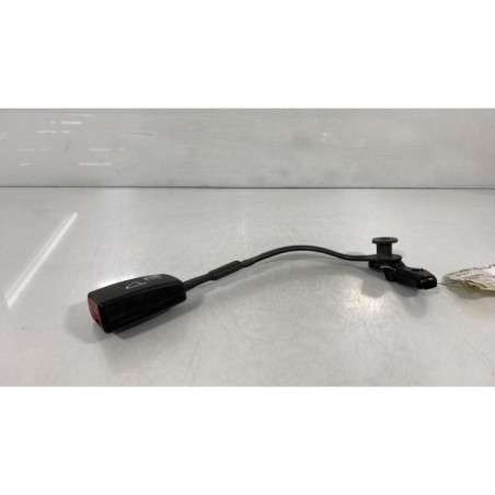 Attache ceinture avant droit VOLKSWAGEN PASSAT 4 Photo n°1