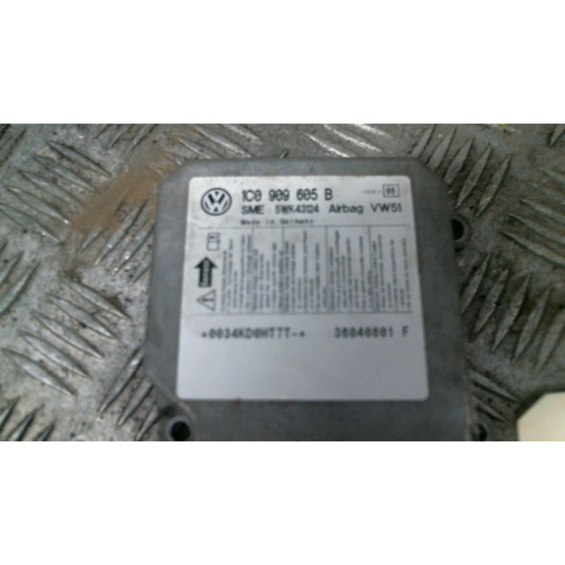 Boitier air bag VOLKSWAGEN PASSAT 4 Photo n°1