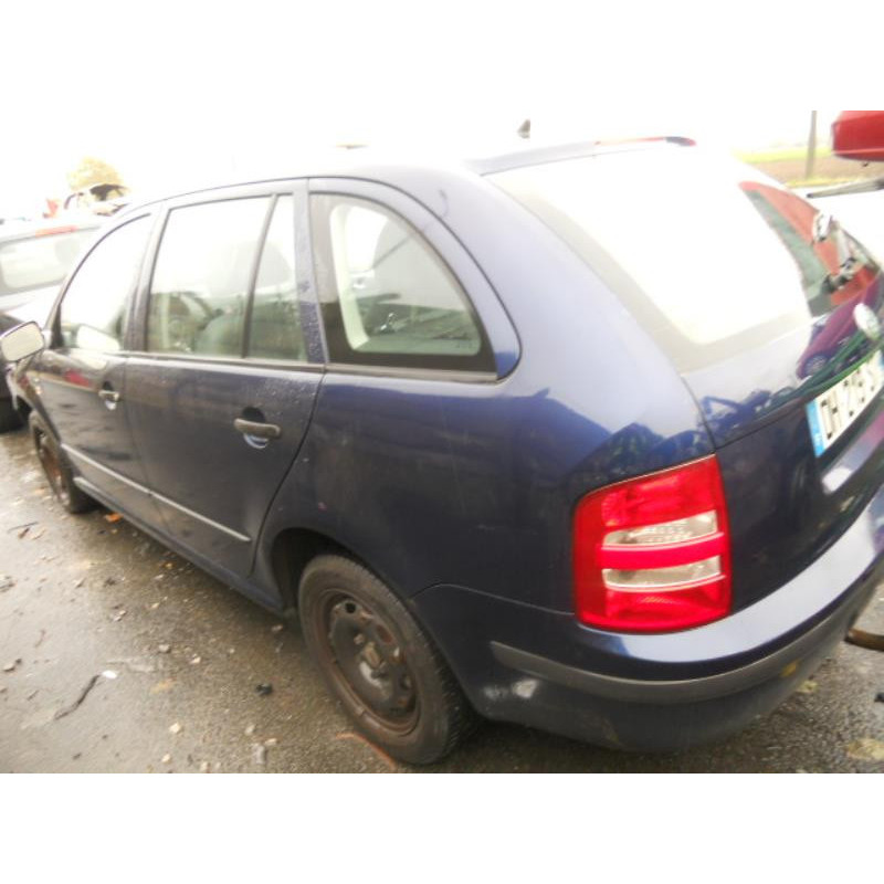 Trappe d'essence SKODA FABIA 1 Photo n°7