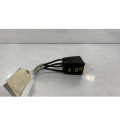 Attache ceinture arriere gauche SKODA OCTAVIA 1 Photo n°1