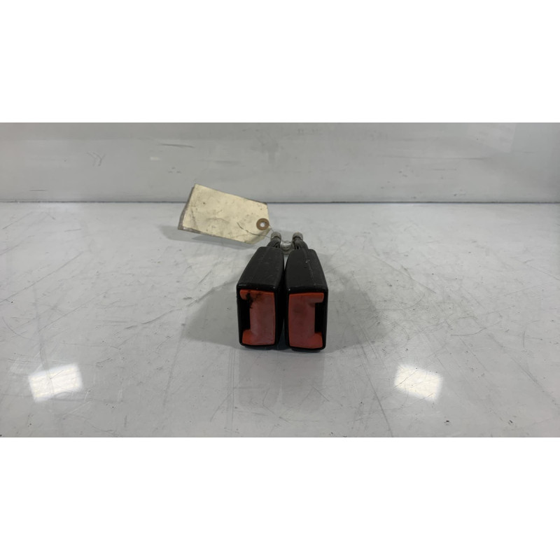 Attache ceinture arriere gauche SKODA OCTAVIA 1 Photo n°3