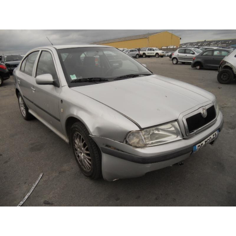 Bloc ABS (freins anti-blocage) SKODA OCTAVIA 1 Photo n°6
