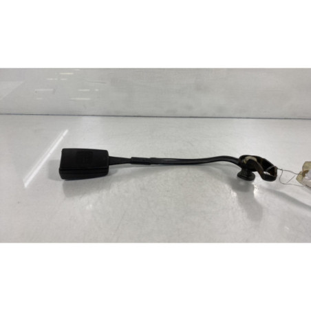 Attache ceinture avant gauche VOLKSWAGEN PASSAT 4 Photo n°1