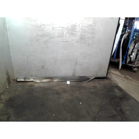 Bas de caisse gauche VOLKSWAGEN PASSAT 4 Photo n°1