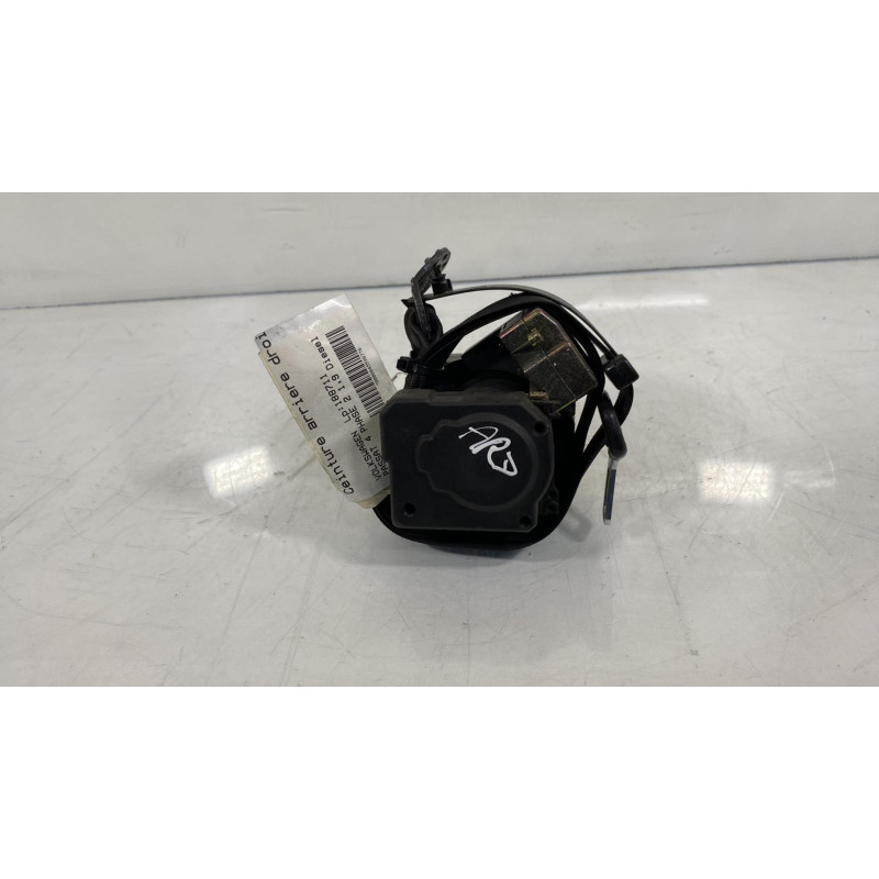 Pretensionneur de ceinture arriere droit VOLKSWAGEN PASSAT 4 Photo n°1