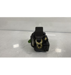 Pretensionneur de ceinture avant droit VOLKSWAGEN PASSAT 4