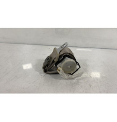 Ceinture arriere centrale SUBARU LEGACY 4