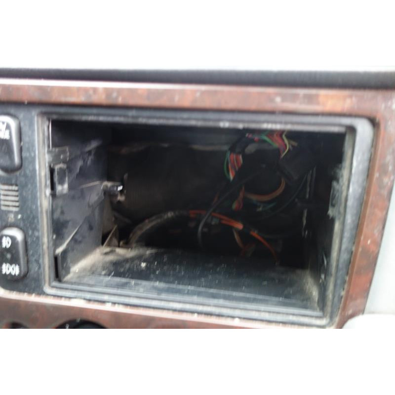 Capot MERCEDES CLASSE M 163 Photo n°8
