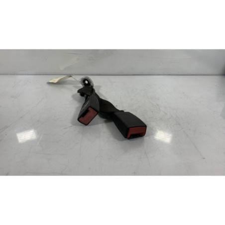 Attache ceinture arriere droit MERCEDES CLASSE E 210 Photo n°1