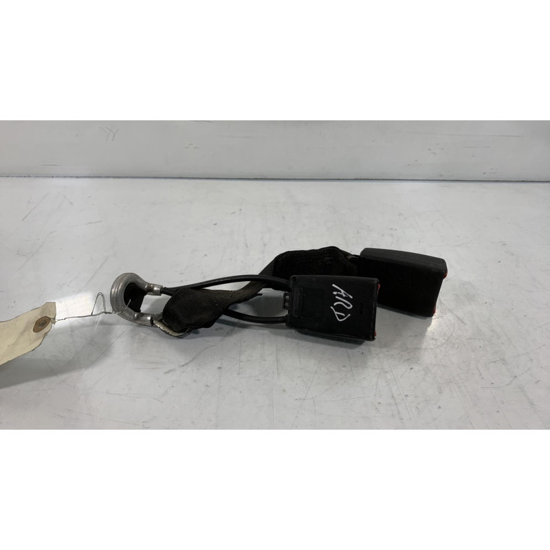 Attache ceinture arriere droit MERCEDES CLASSE E 210 Photo n°3