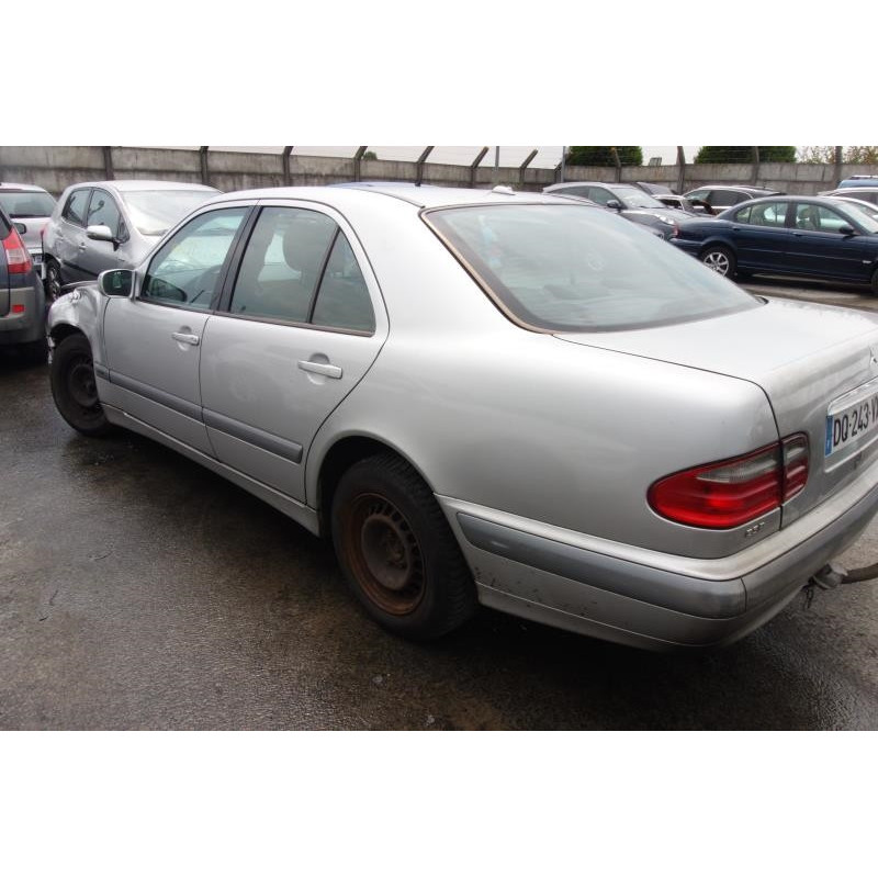 Boitier air bag MERCEDES CLASSE E 210 Photo n°10