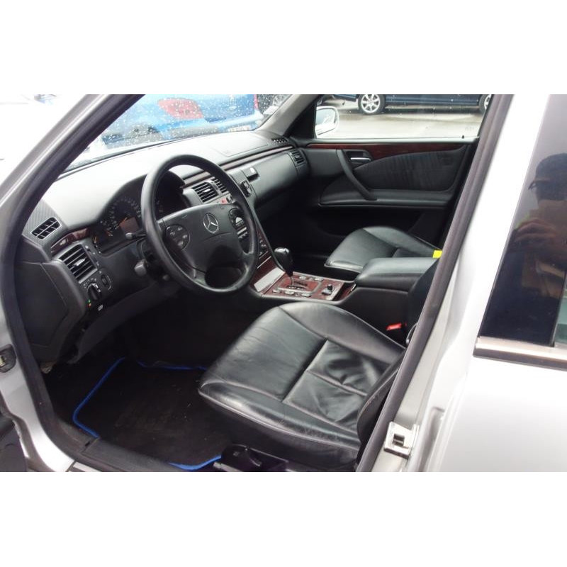 Boitier de prechauffage MERCEDES CLASSE E 210 Photo n°6