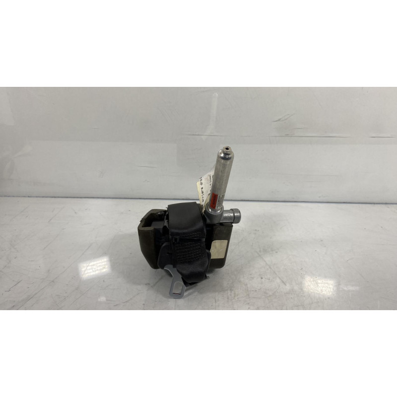Pretensionneur de ceinture arriere droit VOLVO V 50 Photo n°2